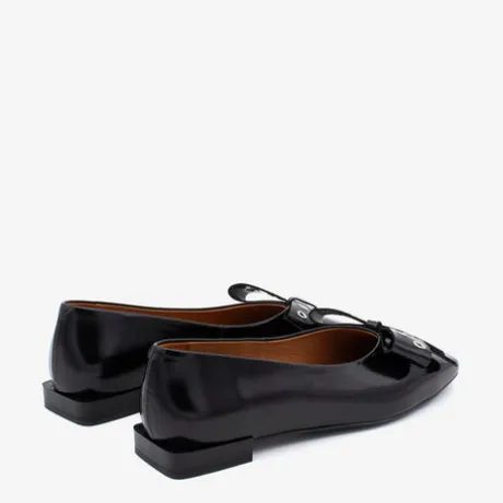 Angel Alarcon 25504BLK- Pump.