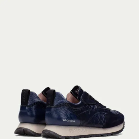 Hispanitas HI254209NA- Trainer.