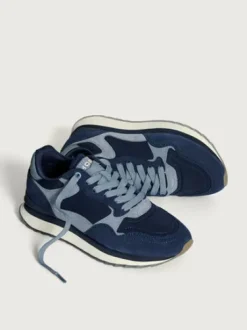 Hoff Stuggart 22502027-Trainer.
