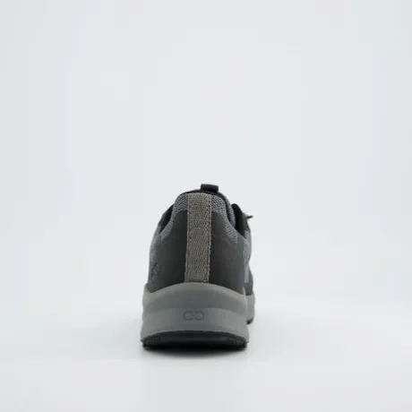 TenHaag 0511028- Trainer.