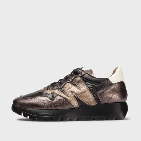 Wonders A2491PL- Trainer.